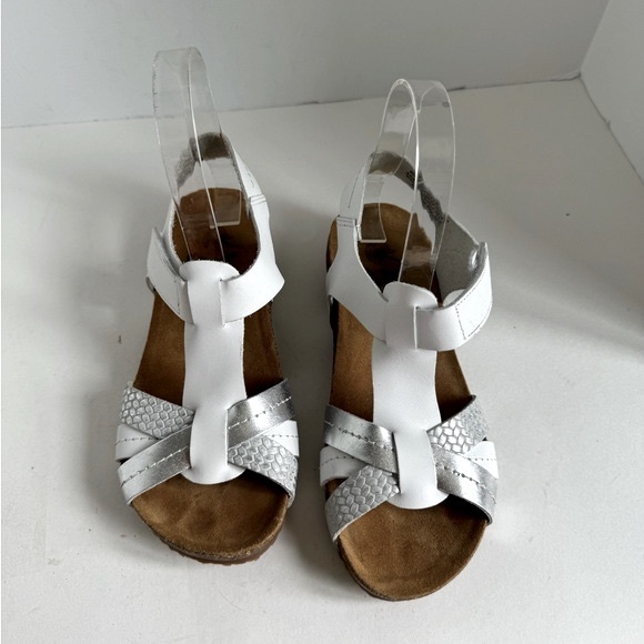 OTBT Shoes - OTBT Jeanette Womens Leather Sandals Size 6 White Silver Lite Platform Wedge